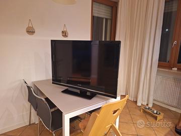 Tv Sony bravia 40 Pollici (no smart tv)