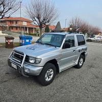 Mitsubishi Pajero 2.5 GLX