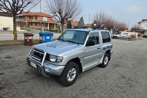 Mitsubishi Pajero 2.5 GLX