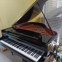 pianoforte mezza coda Kawai