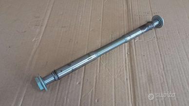 Perno forcellone motore Ducati Monster S2R 800 S4R