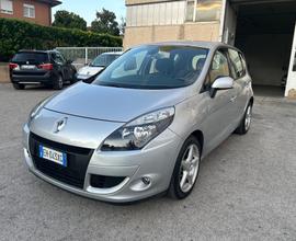 Renault Scenic Scénic X-Mod 1.5 dCi 110CV Luxe