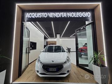 Peugeot 208 1.4 HDi 68 CV 5 porte Allure