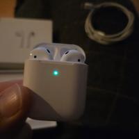 Apple Airpods 2 tenute benissimo