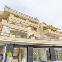 4 LOCALI A MONTEROTONDO