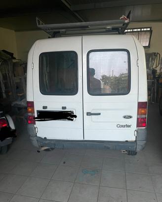 Ford courier