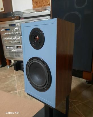 coppia di diffusori da 8ohm 