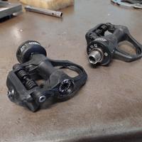 Pedali con misuratore di potenza Favero assioma du