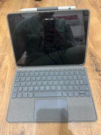 Ipad 8 generazione 128 gb + tastiera + pencil