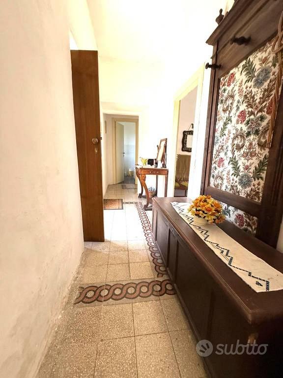 Villa di 95 m² con 4 locali a Petrella Salto - More