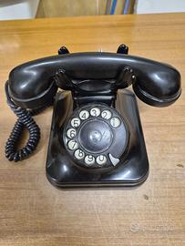 Telefono vintage bachelite nera anni '50 / '60