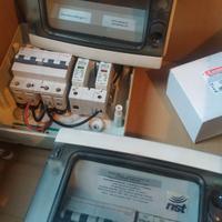 due pannelli con magnetotermici 