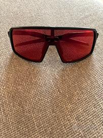 Occhilai Oakley ciclismo