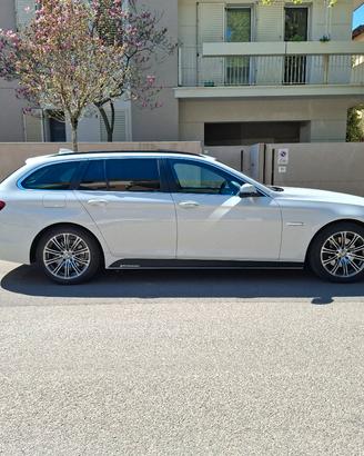 BMW 520d Touring xdrive Luxury 190cv auto
