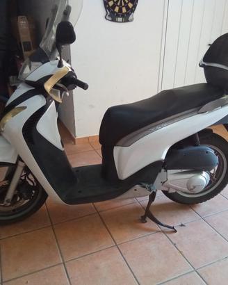 sh 125