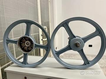 Cerchi lega originali piaggio