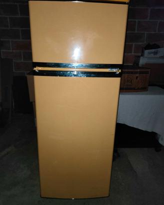 FRIGORIFERO COLORE GIALLO