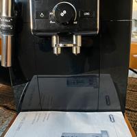 Macchina del caffè Delonghi
