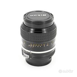 Nikon Ai 105mm f/2.5