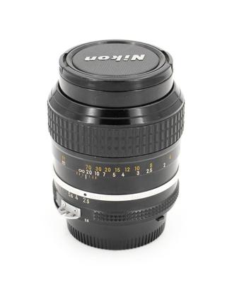 Nikon Ai 105mm f/2.5