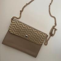 pochette color sabbia