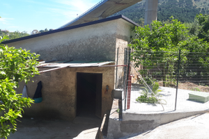 Terreno con magazzino