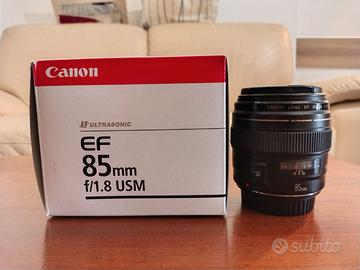 Canon EF 85mm f/ 1.8