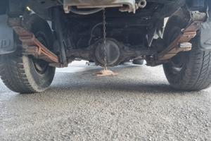 Ponte posteriore MITSUBISHI L200 4X4 2477cc TD del