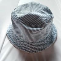 Cappellino pescatore di jeans