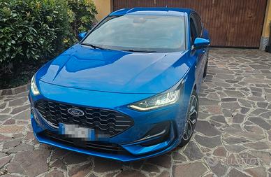 ford focus 1.0 ecoboost hybrid  ST-LINE X