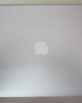 Apple Macbook Pro 13" Intel i5 8gb ssd 128gb