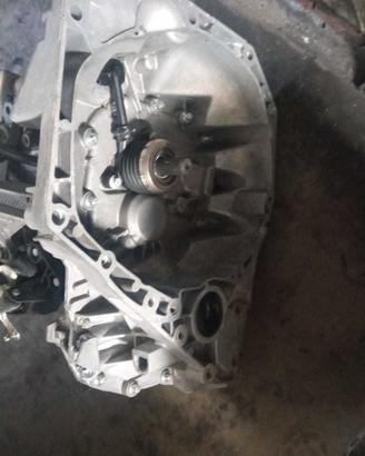 Cambio manuale Nissan Qashqai 1.6 benzina codice J
