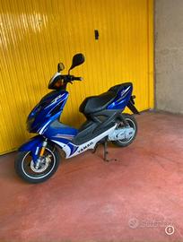 Aerox Yamaha 50cc