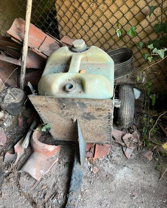 Contenitore in plastca