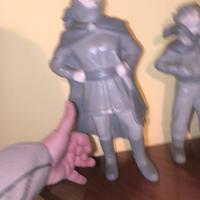 statue ceramica grigio