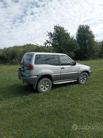 Nissan Terrano 2.7