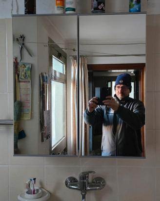 Specchio da bagno contenitore 