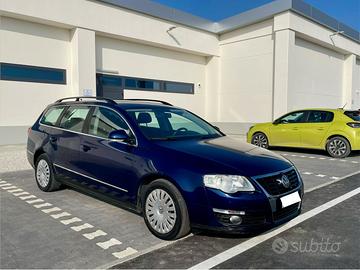 VOLKSWAGEN PASSAT 2.0 TDI 140 CV NAVIGATORE ECC