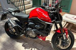 Ducati Monster 937 plus