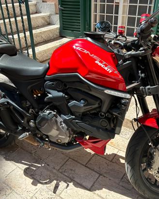 Ducati Monster 937 plus