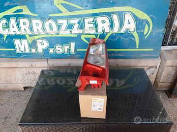 FANALE POSTERIORE FIAT JUMPY SCUDO 2007/16