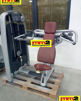 Technogym shoulder press 65kg usato doccasione