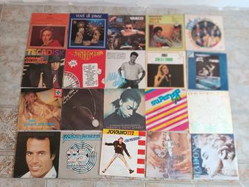 40+ vinili 33 giri+ 4 45 giri contattare per info 