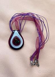 Collana con ciondolo in vetro lavorata a mano 