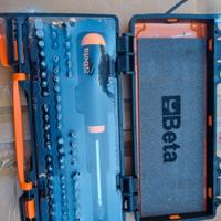 cacciavite con inserti