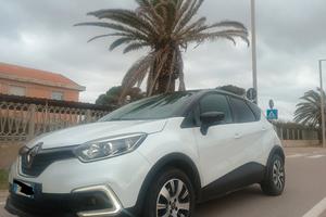 RENAULT CAPTUR (Sport Edition 2)
