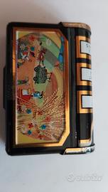 Piccola scatola di latta vintage porta pastiglie