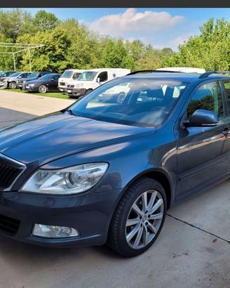 Skoda Octavia 1.6 tdi Station Wagon