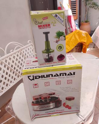 yogurtiera e tritatutto manuale