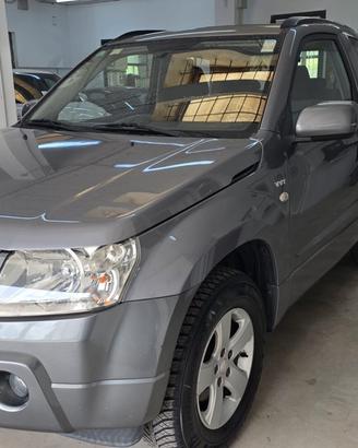 Suzuki Grand Vitara ADATTA A NEOPATENTATI